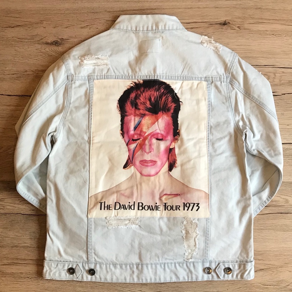 NWT Cotton On BOWIE Unisex Distressed Denim Jacket